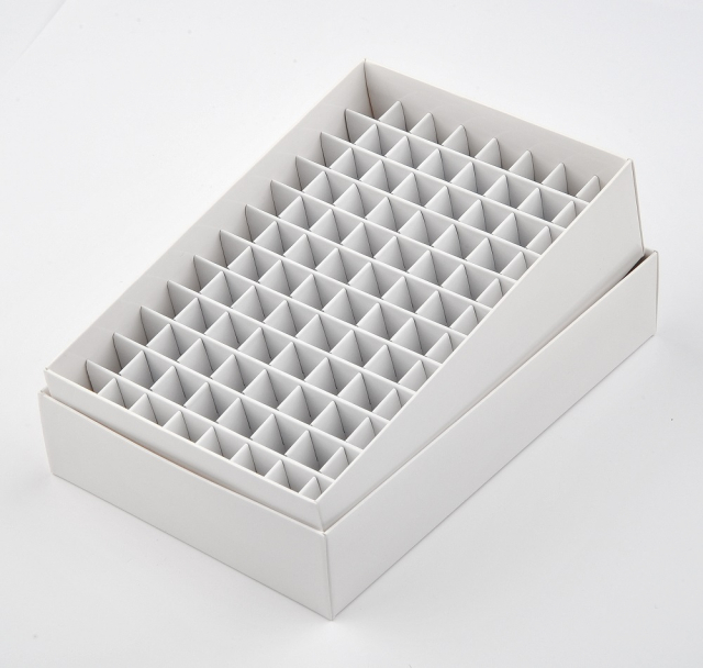 凍結保存用ボックス　2.0ml/96穴/防水タイプ