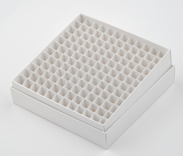 凍結保存用ボックス　0.5ml/144穴/防水タイプ