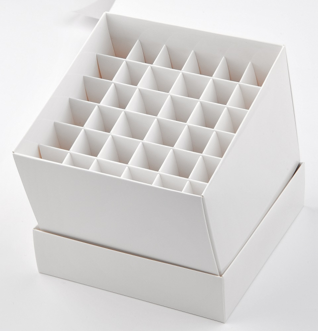 凍結保存用ボックス　15ml/36穴/防水タイプ